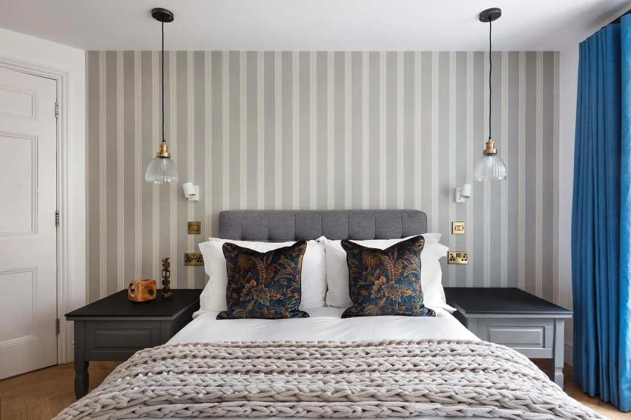 The Fredellen Apartment Brighton